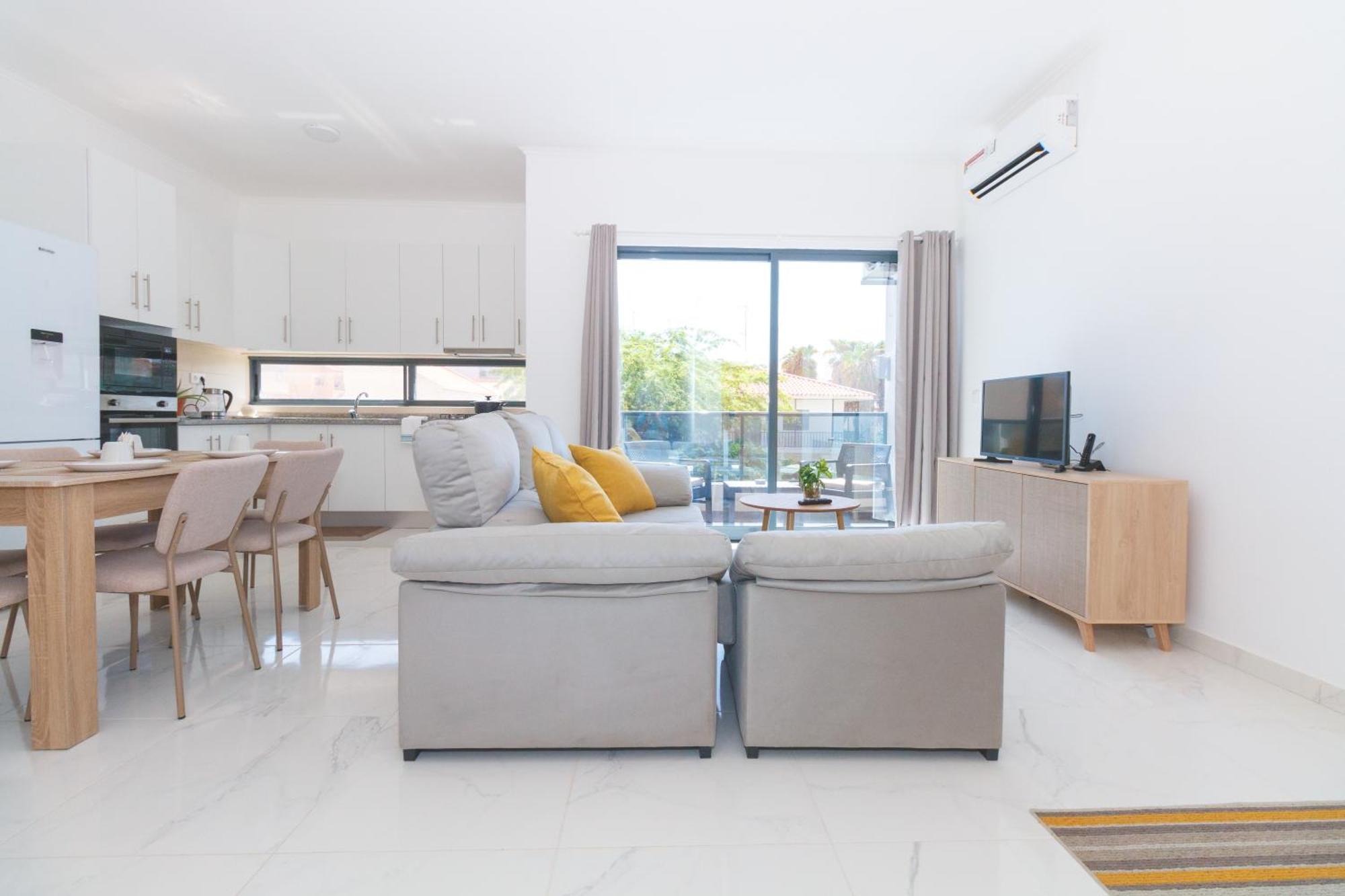 Brand New Spacious T3 Apartment In Santa Maria Luaran gambar